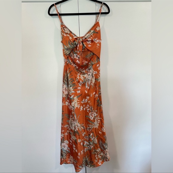 Petal & Pup Floral Strappy and Flowy Whitmore Dress - Picture 6 of 8